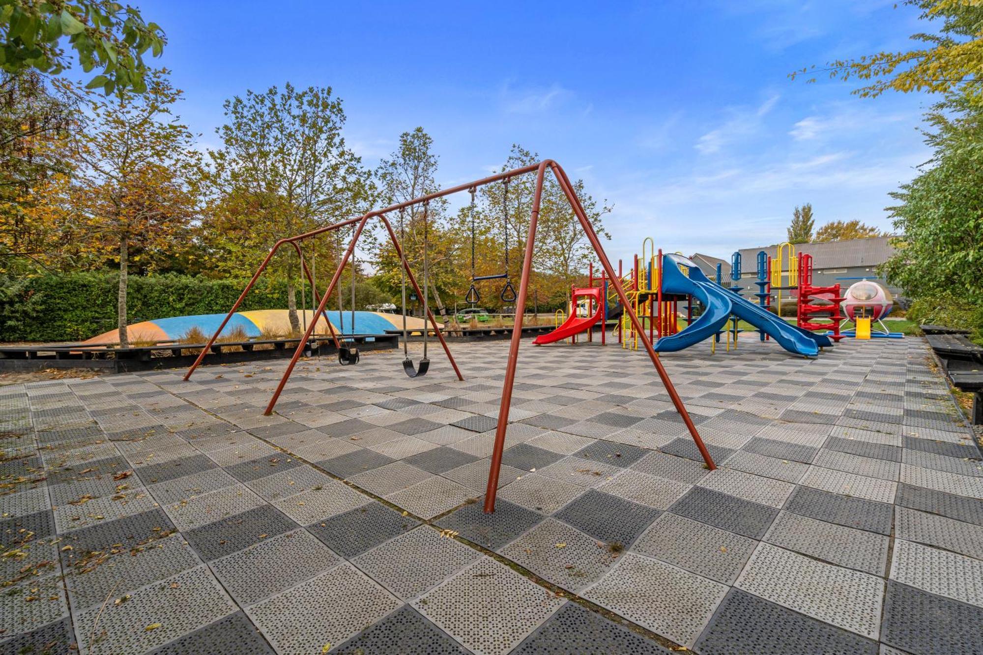 Tasman Holiday Parks - Christchurch Exterior photo